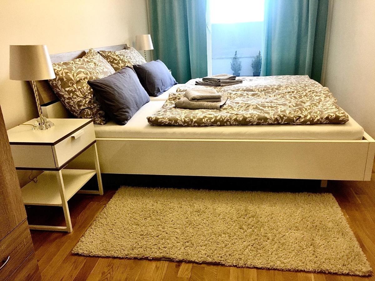 2 Bedroom Apartment Next To Metro U1 And Garage Parking 维也纳 外观 照片