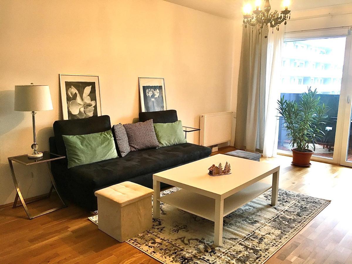 2 Bedroom Apartment Next To Metro U1 And Garage Parking 维也纳 外观 照片