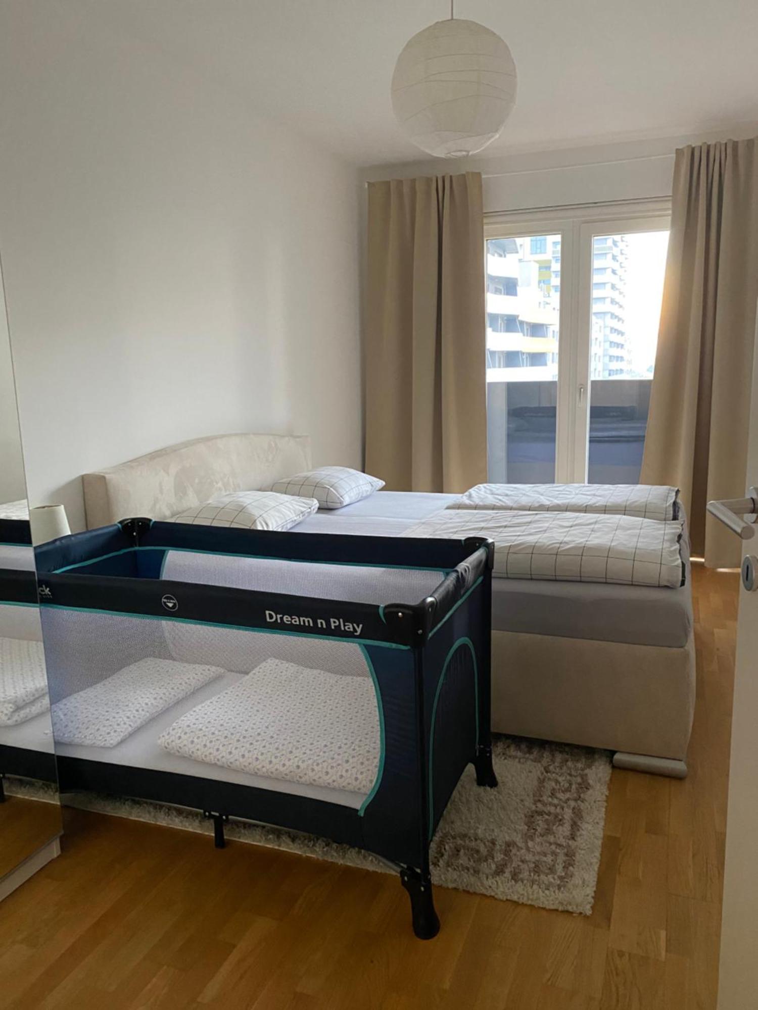 2 Bedroom Apartment Next To Metro U1 And Garage Parking 维也纳 外观 照片